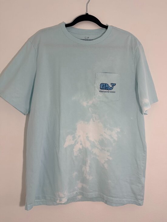 Vineyard Vines Other - Vineyard Vines Blue Tie Dye Whale Logo Pocket T-Shirt Coastal Preppy Casual Tee